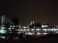 Unser Schiff bei Nacht