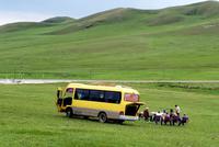 Wir wissen nicht, wo wir sind, aber es gefällt uns! Picknick irgendwo in der Mongolei.