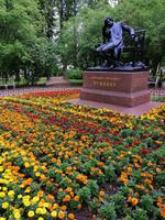 Puschkin-Denkmal in der Stadt Puschkin (Zarskoe Selo)