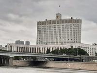 Moskau. Bei der Schifffahrt.