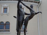 Ulan-Ude: vor der Burjatischen Nationaloper