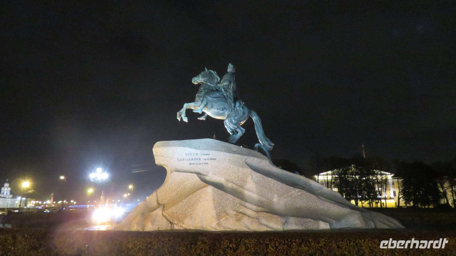 Der eherne Reiter bei Nacht