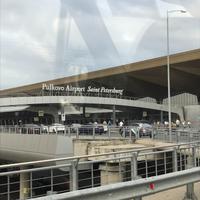 Flughafen Pulkovo in St. Petersburg