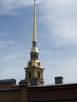 122m hohe Turm an der Westseite der Peter-und-Paul Kathedrale