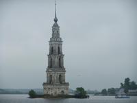 Der Glockenturm von Kaljasin