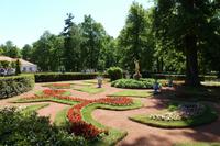 herrliche Parkanlagen im Peterhof