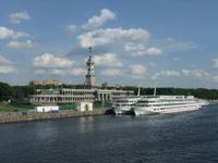 Im Moskauer Flusshafen