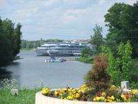 Unser Schiff im Hafen von Uglitsch