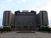 Das von Schweden gebaute Hotel gehörte in den späten 80er Jahren neben dem Hotel Europa zu den Top-Hotels der Stadt.