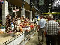 Nach all den prachtvollen Bauten kehrten wir in den 