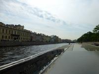 Scheinbar endlos ziehen sich manche Kanäle durch die Stadt.