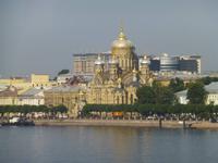 Der nächste Tag begann mit dem uns bereits bekannten Weg über die Leutnant-Schmidt-Brücke. Von dort aus hatte man immer eine schöne Aussicht auf die Maria-Himmelfahrts-Kirche.