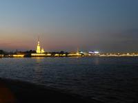 Währenddessen war auf unserer Newaseite keine einzige Wolke am Himmel zu sehen.