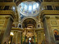 Auf unserem Rundgang näherten wir uns langsam von unten der Kuppel.