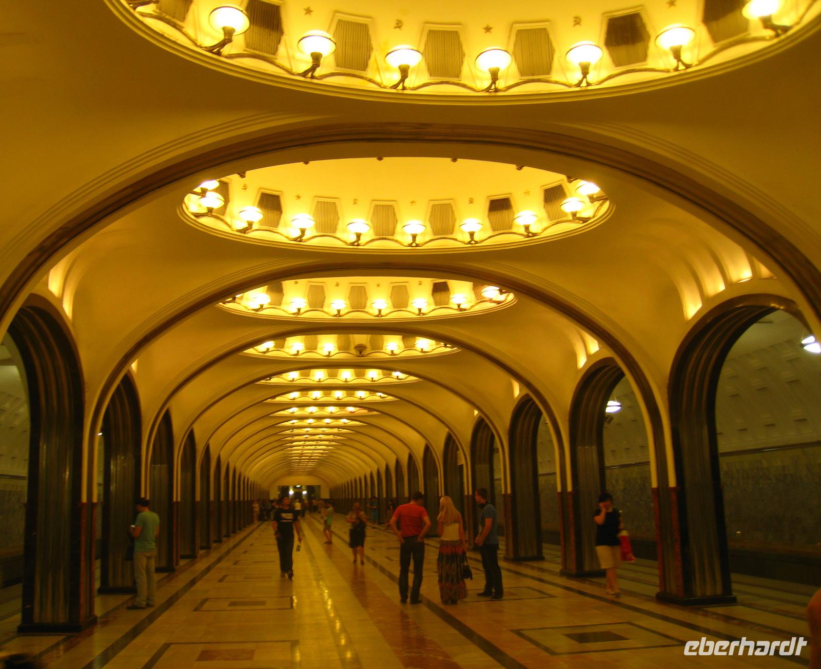 Metrostation Komsomolskaja