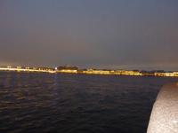 St. Petersburg bei Nacht