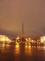 Schlossplatz mit der Alexander-Säule