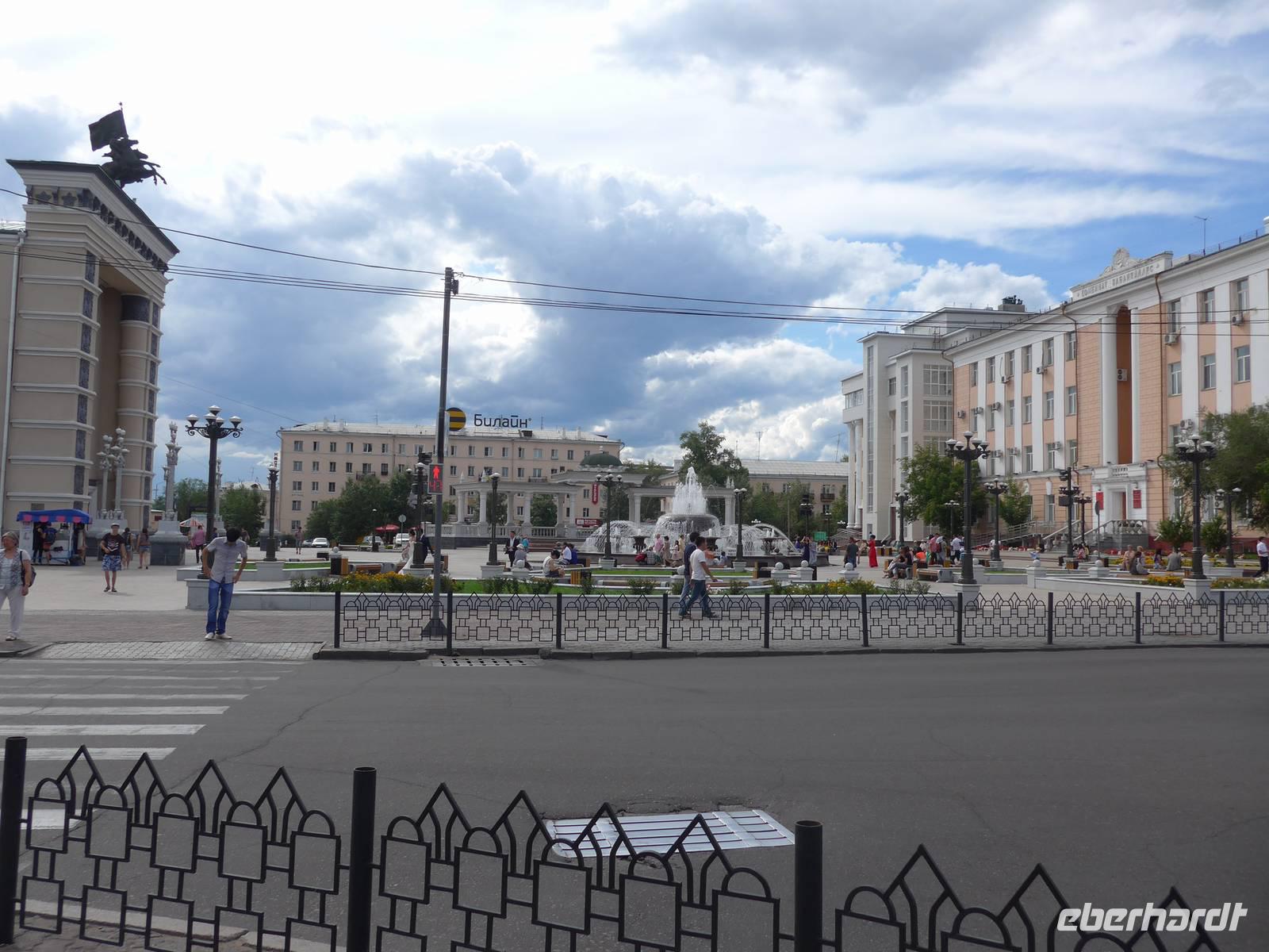 Russland, Burjatien, Ulan-Ude, Theatralplatz