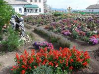 Russland, Burjatien,  Kloster Trojetzky, Rosengarten