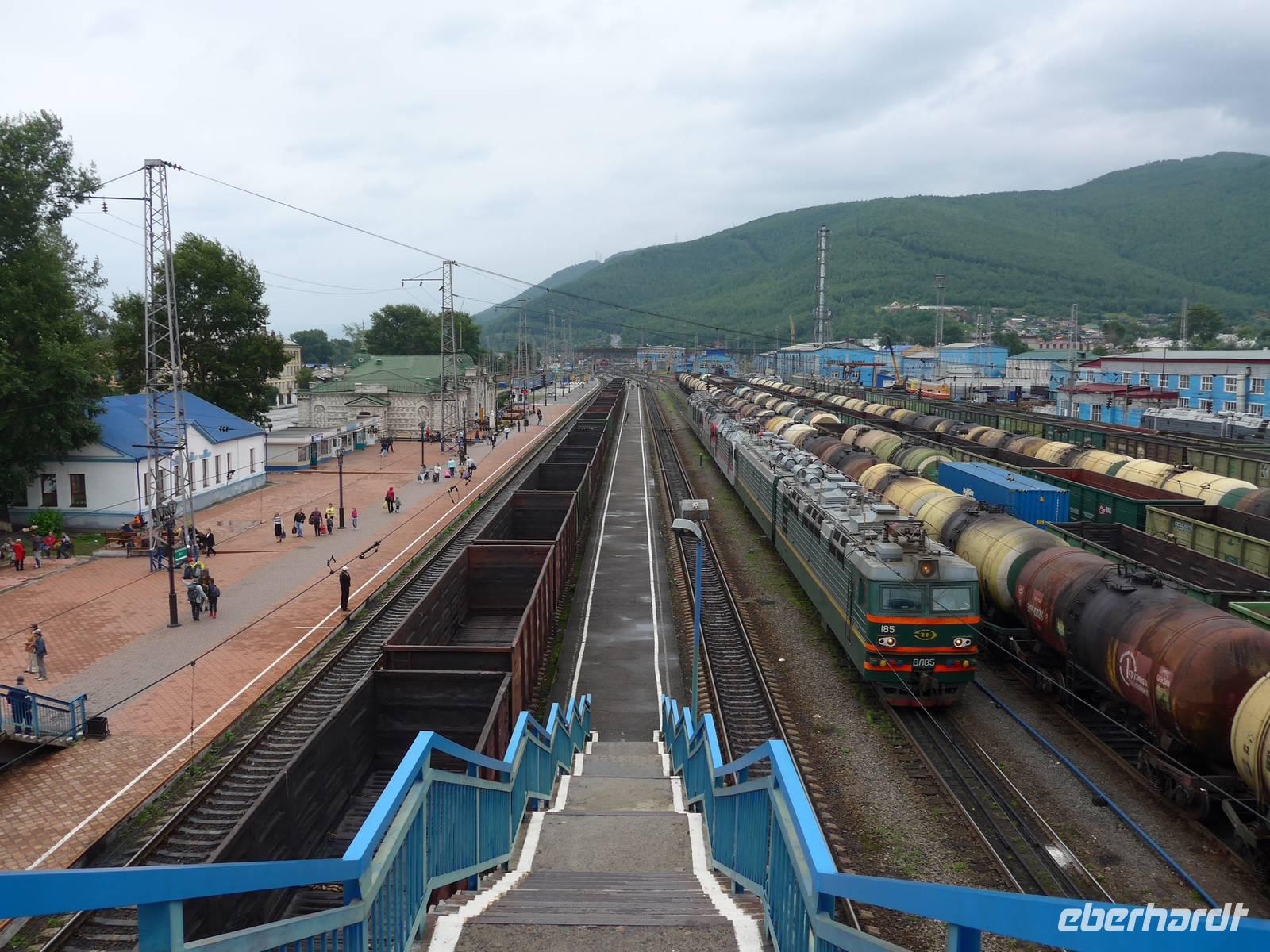 Russland, Sljudjanka, Bahnhof, Übergang