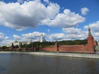 Moskauer Kreml von einer Moskwabrücke