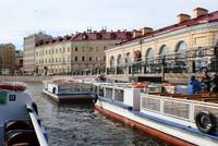 Bootsfahrt auf den Kanälen und der Newa