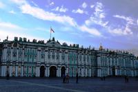 Winterpalais am Abend