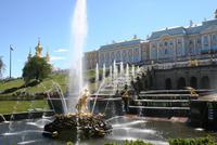 Peterhof mit Samsonbrunnen