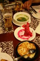 Abends in St. Petersburg - georgische Küche