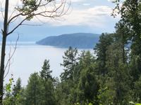Blick vom Berg auf den herrlichen Baikal