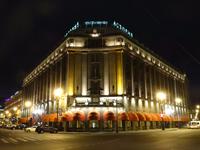 Isaak-Platz , Hotel Astoria, bei Nacht