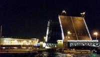Nacht der Brücken in Petersburg