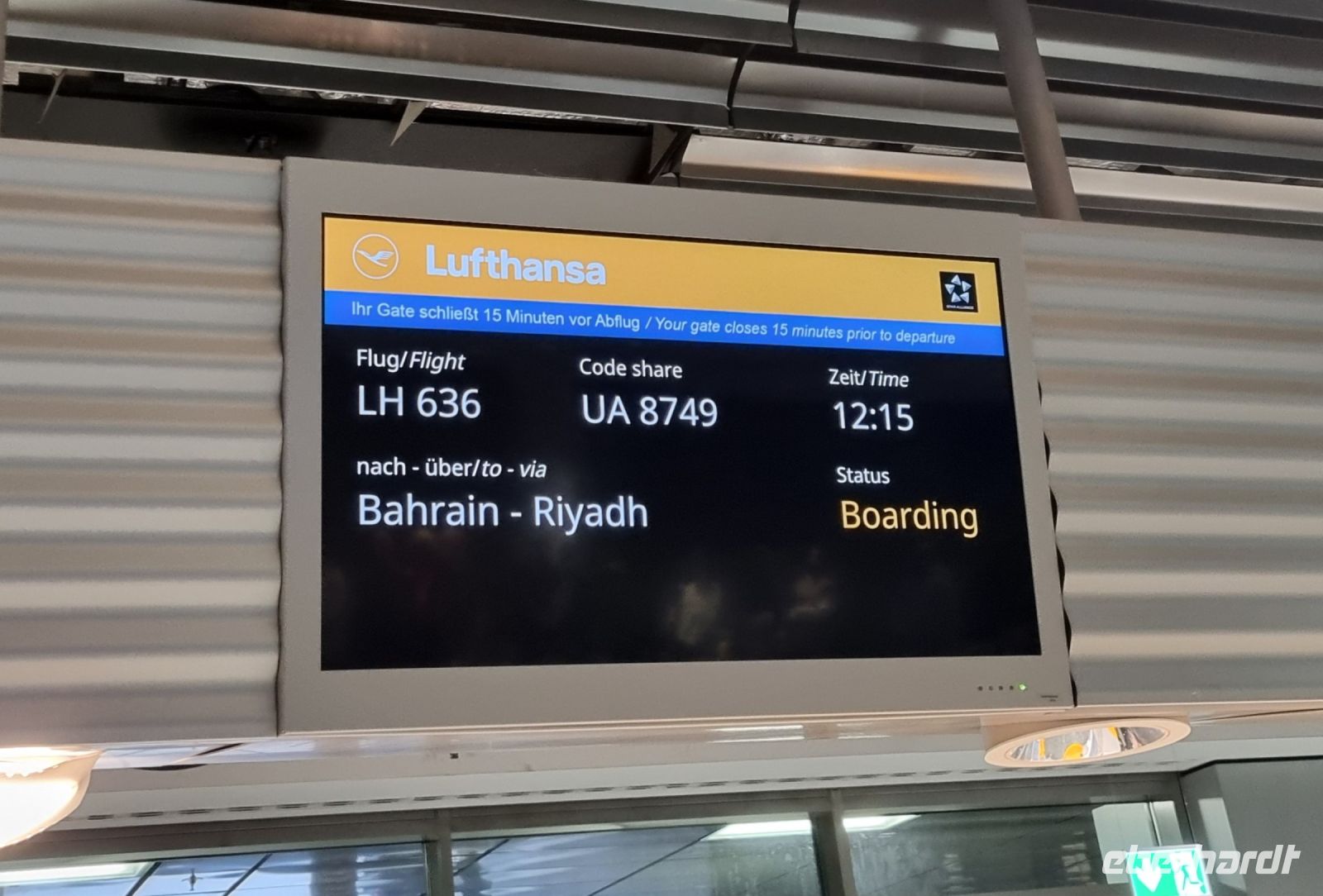 Flughafen Frankfurt am Main - das Abenteuer Saudi-Arabien kann beginnen...