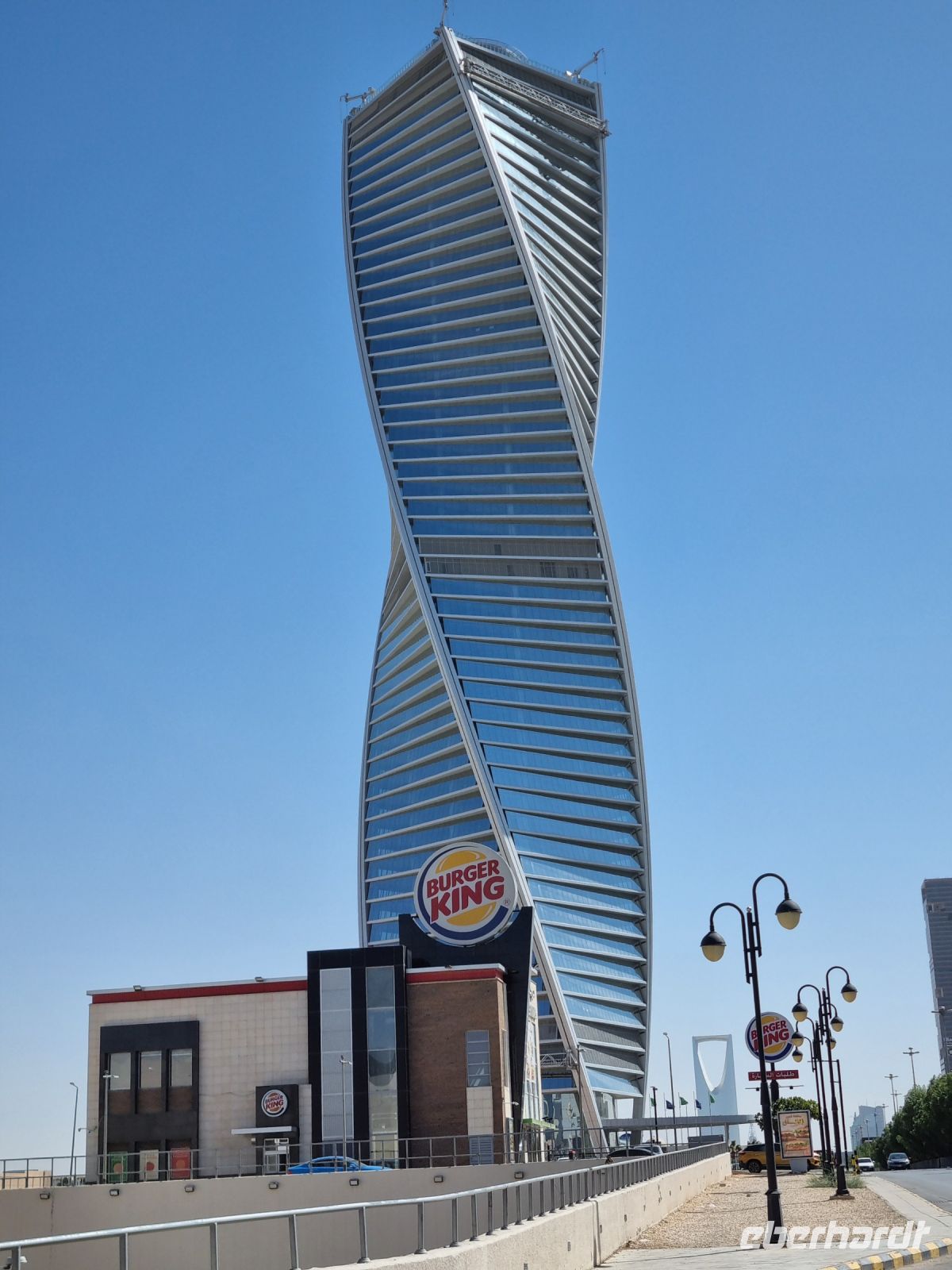 Riad - Twisted Tower