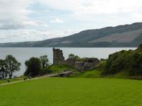 Urquahrt Castle am Loch Ness