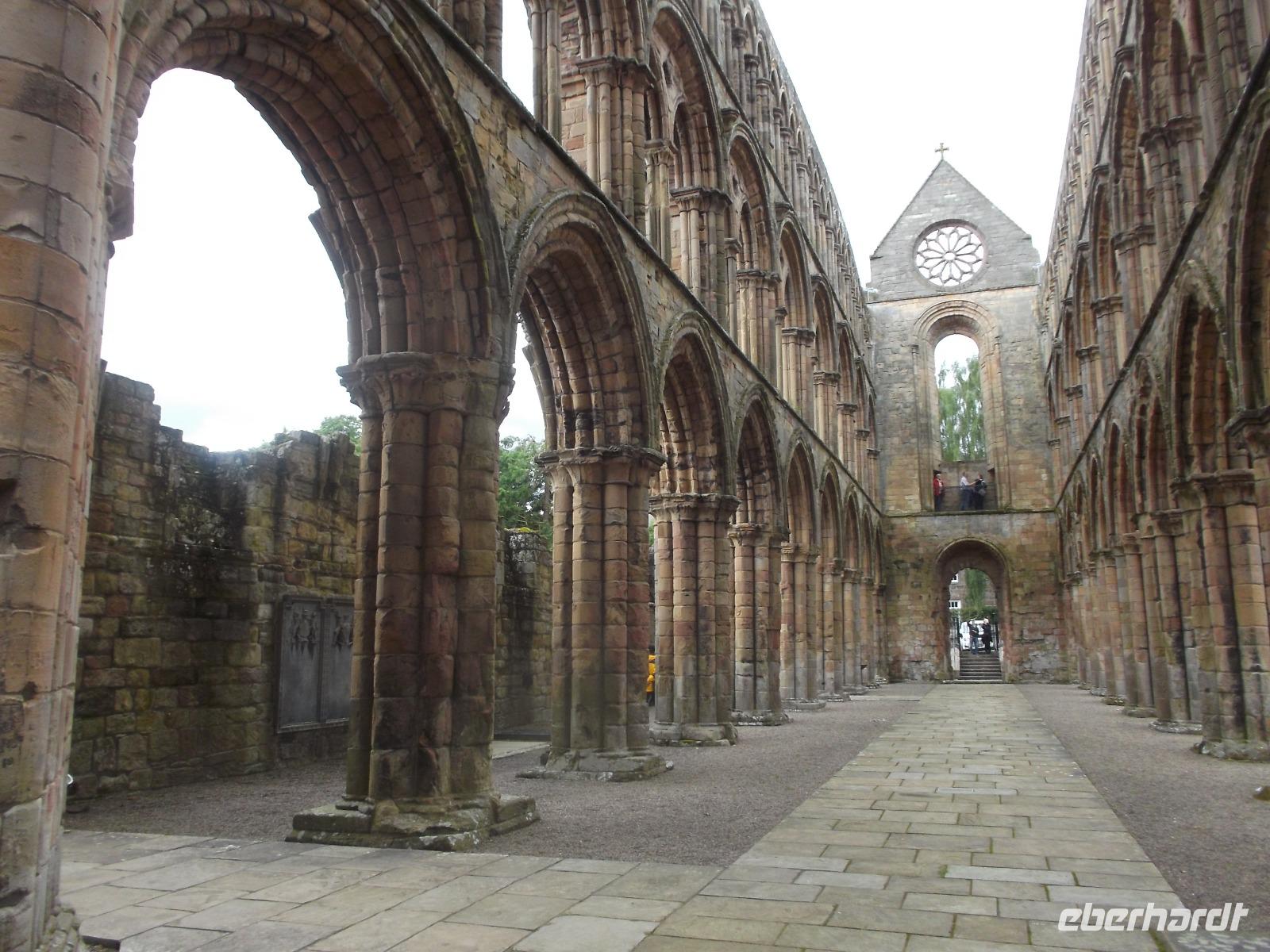 Jedburgh Abbey, Langhaus der Kirche