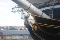 Königliches Wappentier als Galionsfigur