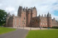 Glamis Castle gehört zu den malerischsten Burgen in Schottland
