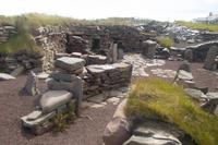 Rundhäuser am Old Scathness Broch