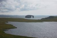 Ein natürlich entstandener Felsbogen verleiht die Form 