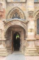 die Eingänge sind geheimnisvoll