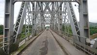 Über die Connel Bridge
