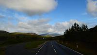 0193 Skye, Portree mit Old Man Storr