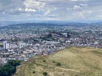 10. Reisetag – Edinburgh mit Stadtrundfahrt, Castle und Tattoo – Aufstieg auf den Arthur’s Seat