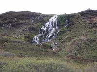 Wasserfall am Old man of Storr