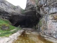 Eingang zur Höhle Smoo Cave bei Durness