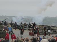 Edinburgh - Geburtstagszeremoniell für Duke of Edinburgh Salutschüsse