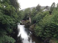 Flusslandschaft bei Breamar