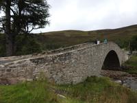 Brücke mit spitzem Winkel