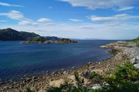 Loch nan Uamh (Loch der Höhlen), hier soll sich Bonnie Prince Charly vor seinen Häschern versteckt haben und an Bord eines franz. Schiffes gegangen sein.